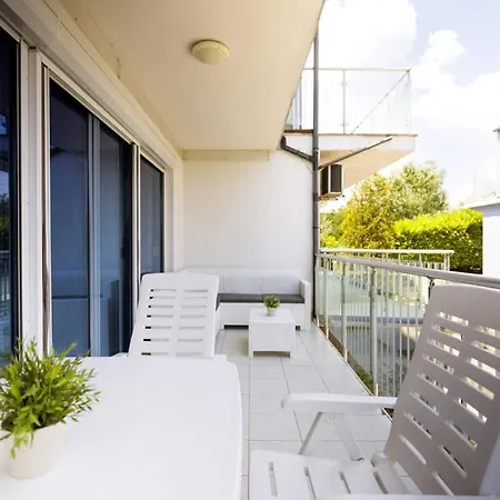 Διαμέρισμα 5 Min Walk From The 2